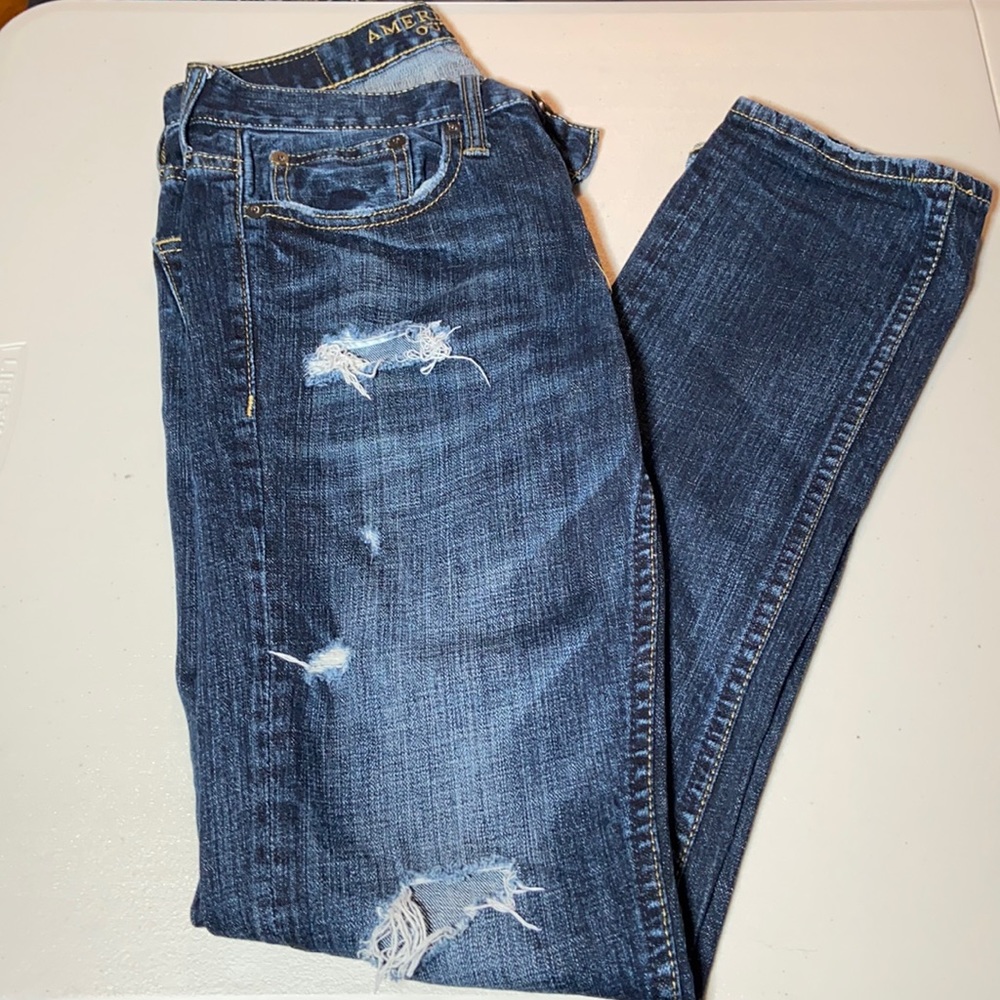 American Eagle men’s distressed jeans size 28 x 32